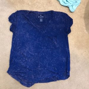 American Eagle T shirt